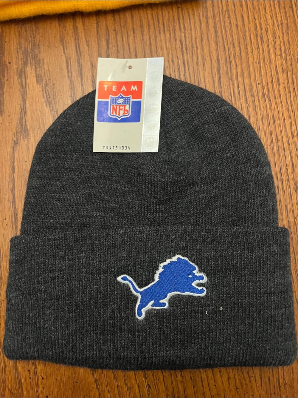 Vintage 90s Detroit Lions Black Knit Cuffed Beanie with Blue Lion Logo
